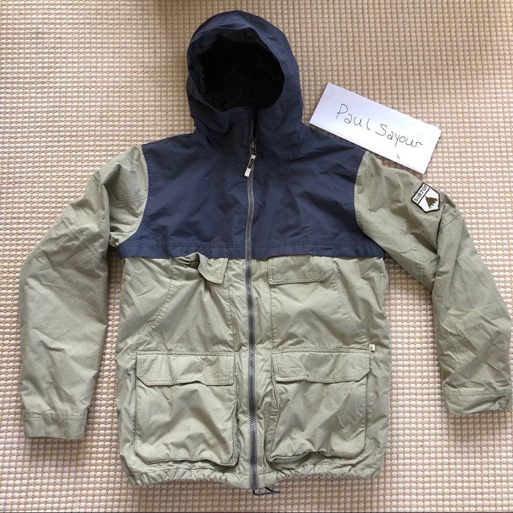 ❄️ Preloved Burton Snowboarding Jacket❄️